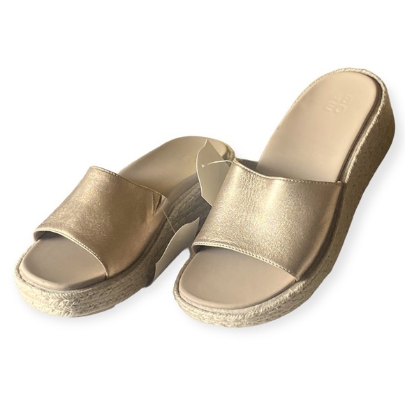 AEBO Metallic Gold Solstice Slide NWT Braided Jute Platform Wedge Women’… - Picture 3 of 13